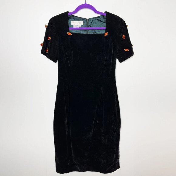 Black Velvet with Removable Roses Maggy London Mini Dress - Picture 1 of 4